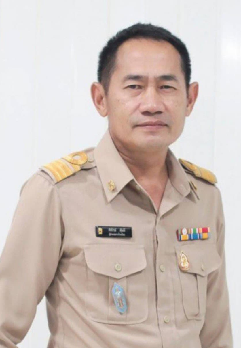 นายพิทักษ์ ตุ้มมี