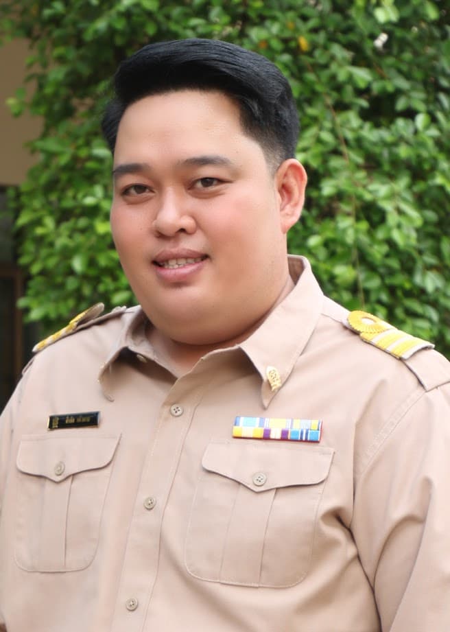 นายจีรชัย แก้วผาบ