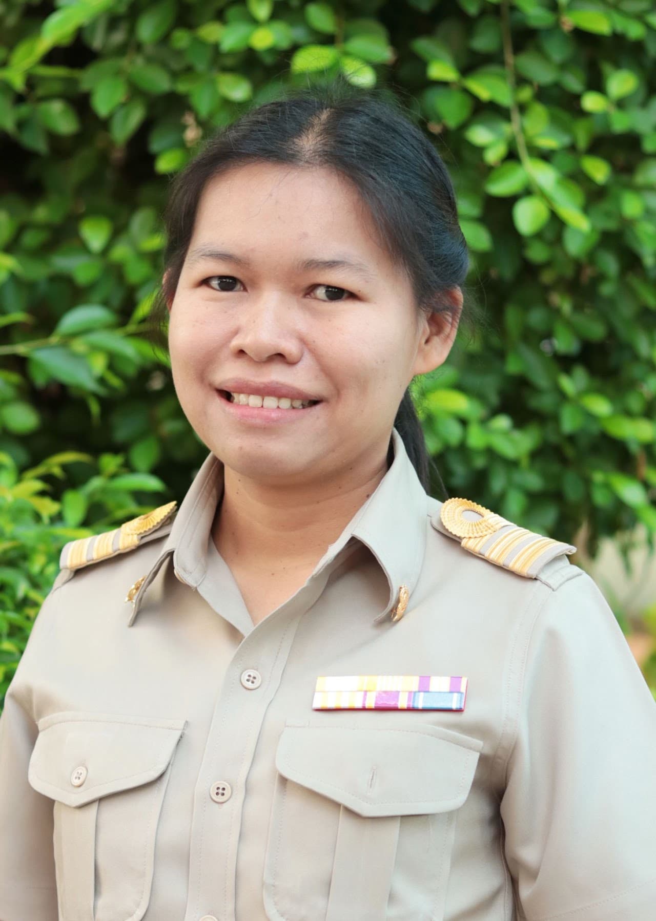 นางสาวศิรินทรา เมืองเฮือง