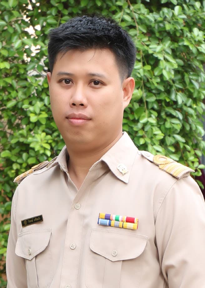นายธีรพงษ์ เครือแก้ว
