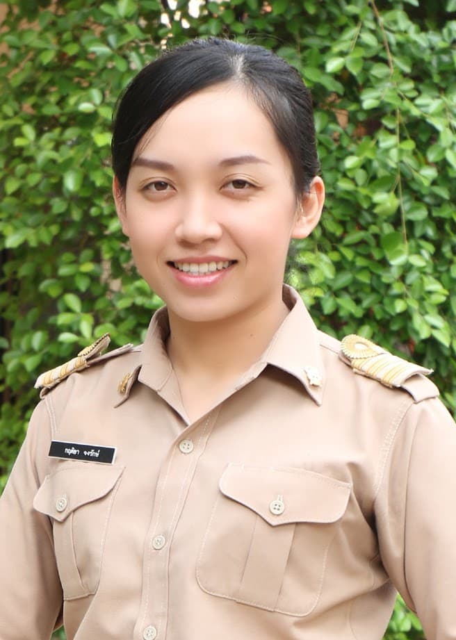 นางกฤติยา จงรักษ์