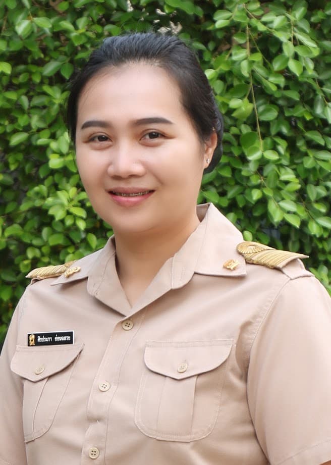 นางสาวศิรประภา อ่อนฉลวย