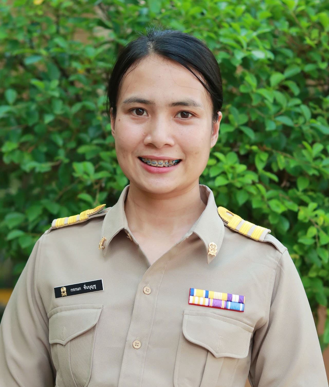 นางกรกนก ชื่นบุญชู