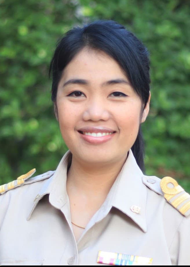 นางสาวมัทนา ทองจบ