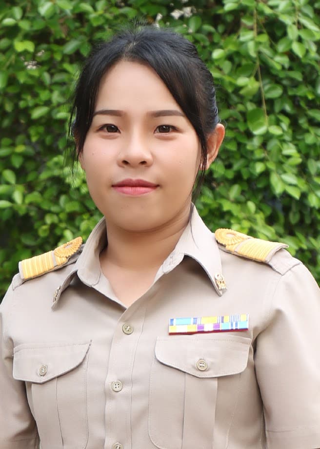 นางสาวบัณฑิตา จำปาทอง